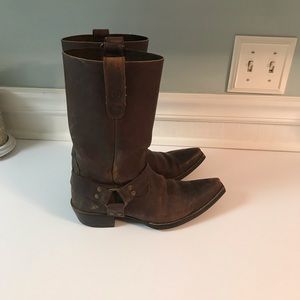 Cowboy boots Ariat